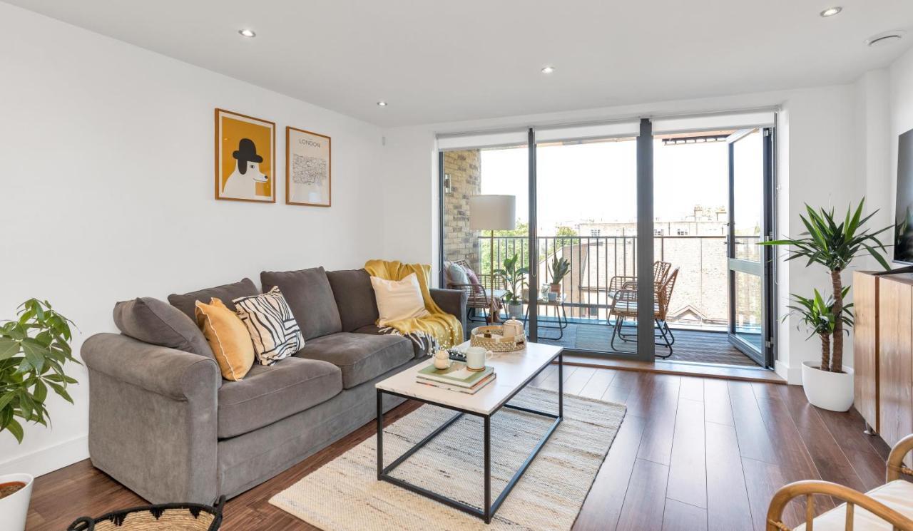 Modern Luxe Apt Just 10 Mins From Tower Bridge! Easy Access To Tube And Bus London Luaran gambar
